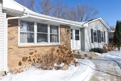 7064 Glenross Road, Woodbury, MN 55125 - Photo 3