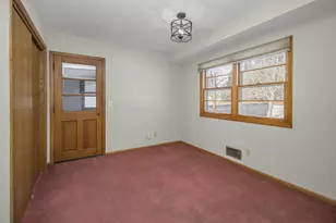 7064 Glenross Rd, Woodbury, MN 55125 - Photo 17