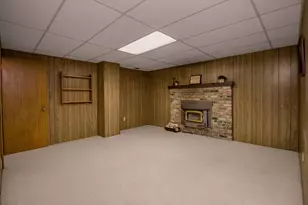 7064 Glenross Rd, Woodbury, MN 55125 - Photo 31