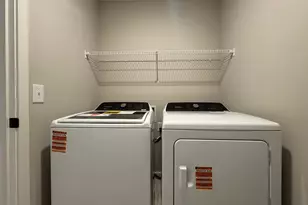 4749 Airlake Dr, Woodbury, MN 55129 - Photo 15