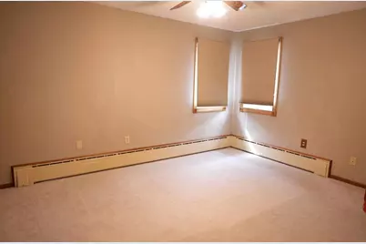 2200 10th Avenue SW, Austin, MN 55912 - Photo 23