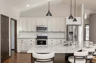 4268 Pine Pkwy S, Fargo, ND 58104 - Photo 15