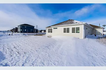 4268 Pine Parkway S, Fargo, ND 58104 - Photo 63