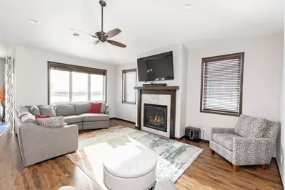 4268 Pine Parkway S, Fargo, ND 58104 - Photo 9