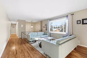 8671 Red Oak Dr, Eden Prairie, MN 55347 - Photo 9