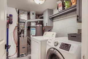 6887 Folkestone Rd, Apple Valley, MN 55124 - Photo 19