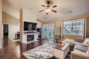 6887 Folkestone Rd, Apple Valley, MN 55124 - Photo 7