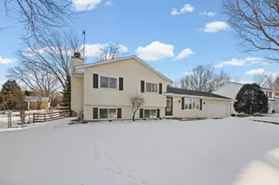 13713 James Ave S, Burnsville, MN 55337 - Photo 23