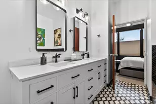 5601 Smetana Dr, Hopkins, MN 55343 - Photo 17