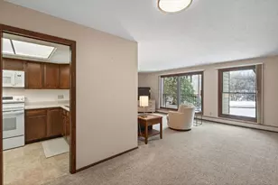 9500 Collegeview Rd, Bloomington, MN 55437 - Photo 9