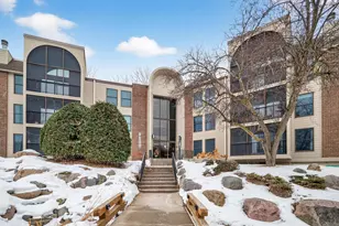 9500 Collegeview Rd, Bloomington, MN 55437 - Photo 21