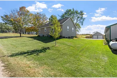 53995 280th Avenue, Pine Island, MN 55963 - Photo 9