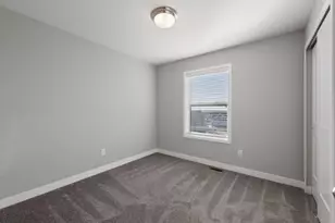 1353 Chestnut Cir, Carver, MN 55315 - Photo 19