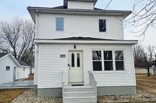 251 2nd St, Dawson, MN 56232 - Photo 3