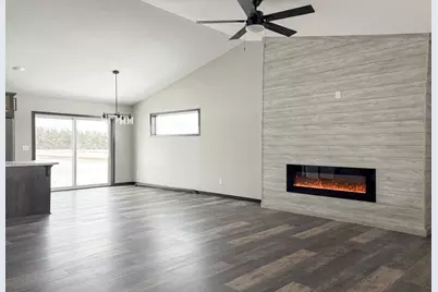 15592 100th Avenue, Milaca, MN 56353 - Photo 9