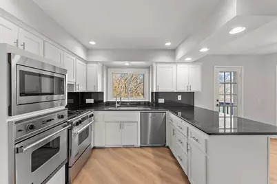 12060 48th Avenue N, Plymouth, MN 55442 - Photo 7