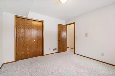 2093 Vienna Lane, Eagan, MN 55122 - Photo 31