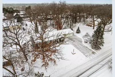 115 Ardmore Drive, Golden Valley, MN 55422 - Photo 3