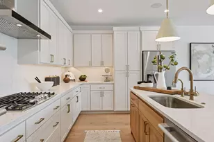 5635 Buffington Ln, Shorewood, MN 55331 - Photo 5