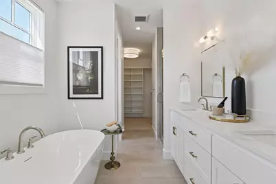 5635 Buffington Lane, Shorewood, MN 55331 - Photo 9