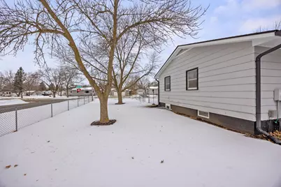 26 4th Avenue SE, Saint Joseph, MN 56374 - Photo 23