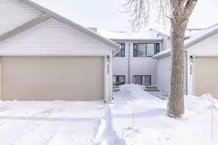 2832 32nd St S, Moorhead, MN 56560 - Photo 3