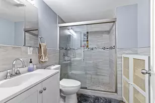 975 Hyacinth Ave E, Saint Paul, MN 55106 - Photo 23