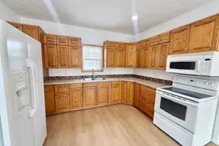 515 E Spring St, Redwood Falls, MN 56283 - Photo 9