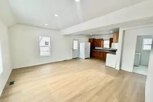 515 E Spring St, Redwood Falls, MN 56283 - Photo 7