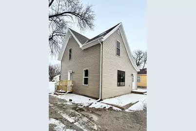 515 E Spring Street, Redwood Falls, MN 56283 - Photo 3