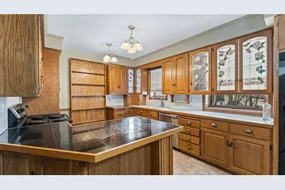 215 N 5th Street, Montevideo, MN 56265 - Photo 9