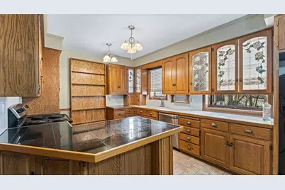 215 S 5th Street, Montevideo, MN 56265 - Photo 9