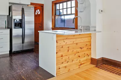 445 Upton Avenue S, Minneapolis, MN 55405 - Photo 9