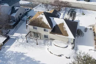 5537 Golfview Ave N, Oakdale, MN 55128 - Photo 3