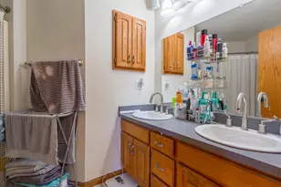 5537 Golfview Ave N, Oakdale, MN 55128 - Photo 19