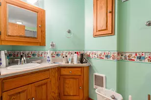 5537 Golfview Ave N, Oakdale, MN 55128 - Photo 9