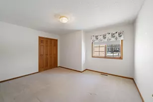 8111 Kimberly Ln N, Maple Grove, MN 55311 - Photo 31