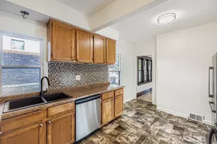 1683 Minnehaha Ave E, Saint Paul, MN 55106 - Photo 11