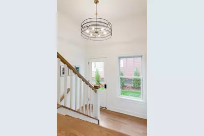 231 Manitoba Avenue N #Main Level, Wayzata, MN 55391 - Photo 11