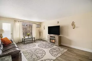 4001 Heritage Hills Dr, Bloomington, MN 55437 - Photo 5