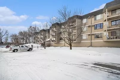 4001 Heritage Hills Drive #304, Bloomington, MN 55437 - Photo 23