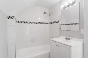 188 Wyoming St E, Saint Paul, MN 55107 - Photo 9