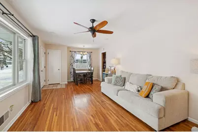 9642 Columbus Avenue S, Bloomington, MN 55420 - Photo 5