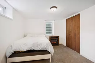 9642 Columbus Ave S, Bloomington, MN 55420 - Photo 31