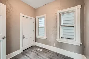 911 Sims Ave, Saint Paul, MN 55106 - Photo 21