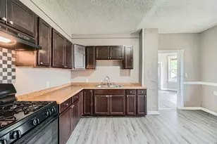 911 Sims Ave, Saint Paul, MN 55106 - Photo 17