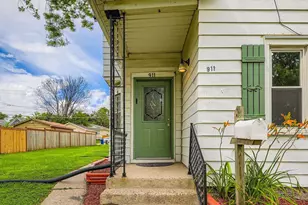 911 Sims Ave, Saint Paul, MN 55106 - Photo 3