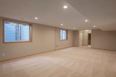 4108 Regent Avenue N, Robbinsdale, MN 55422 - Photo 9