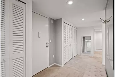 3412 Oak Ridge Road #309, Hopkins, MN 55305 - Photo 3