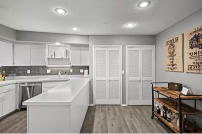 3412 Oak Ridge Road #309, Hopkins, MN 55305 - Photo 11